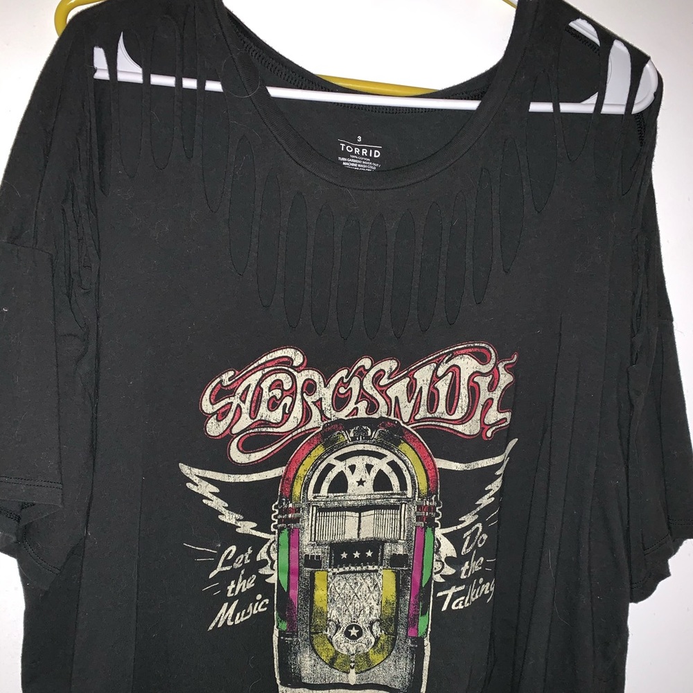 Torrid size 3 Aerosmith T-shirt